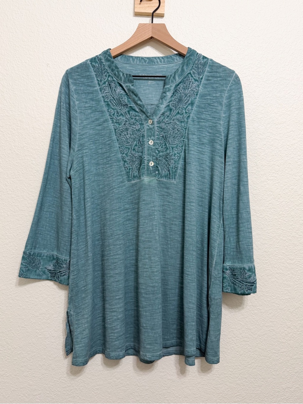 Soft Surroundings Cotton Modal Embroidered 3/4 Sleeve Blouse Medium